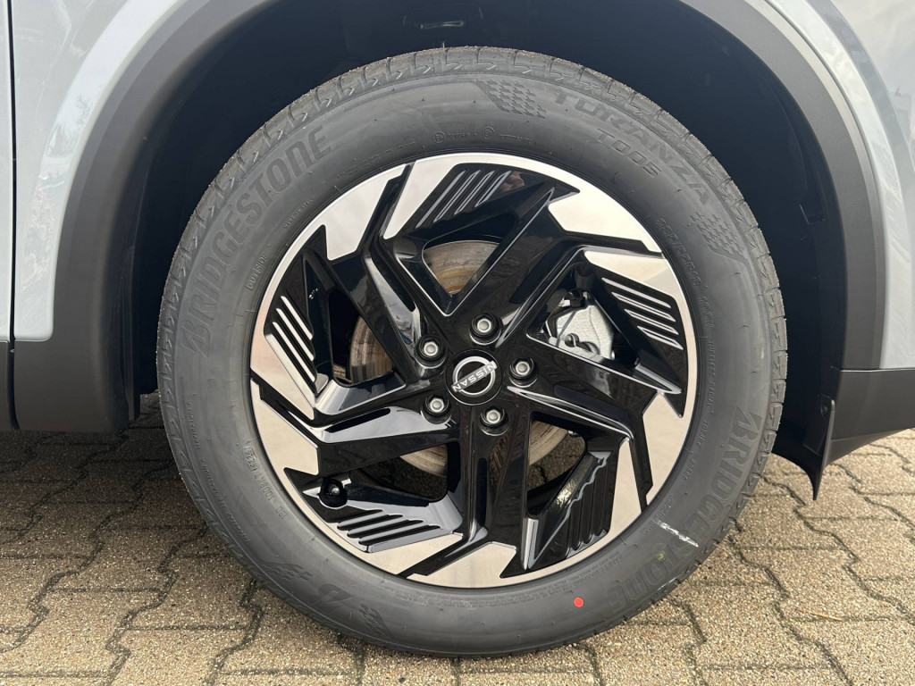 NISSAN Qashqai MY24 1.3 DIG-T MHEV 158 PS Xtronic 4x4 N-Connecta Winter Komfo