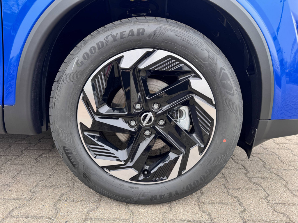 NISSAN Qashqai MY24 1.3 DIG-T MHEV 158 PS Xtronic 4x4 N-Connecta Winter Komfo
