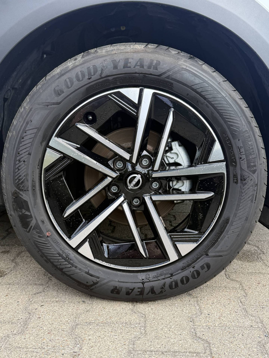 NISSAN Juke 1.6 HYBRID 143 PS 4AMT N-CONNECTA Tech ProPILOT Winter II 2 Farbe