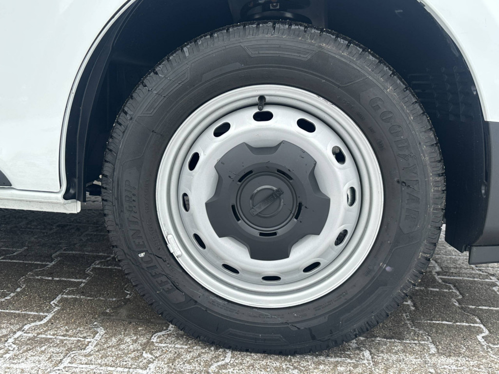 NISSAN Primastar Kasten L2H1 3,0t dci130 MT N-CONNECTA 1ST LRB 270 NAVI