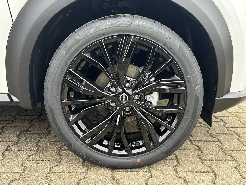 NISSAN Juke 1.6 HYBRID 143 PS 4AMT Redline Edition Tech ProPILOT Bose BFS