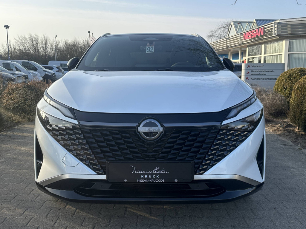 NISSAN Qashqai 1.5 E-POWER 205 PS 4x2 Tekna+ 2 Farben