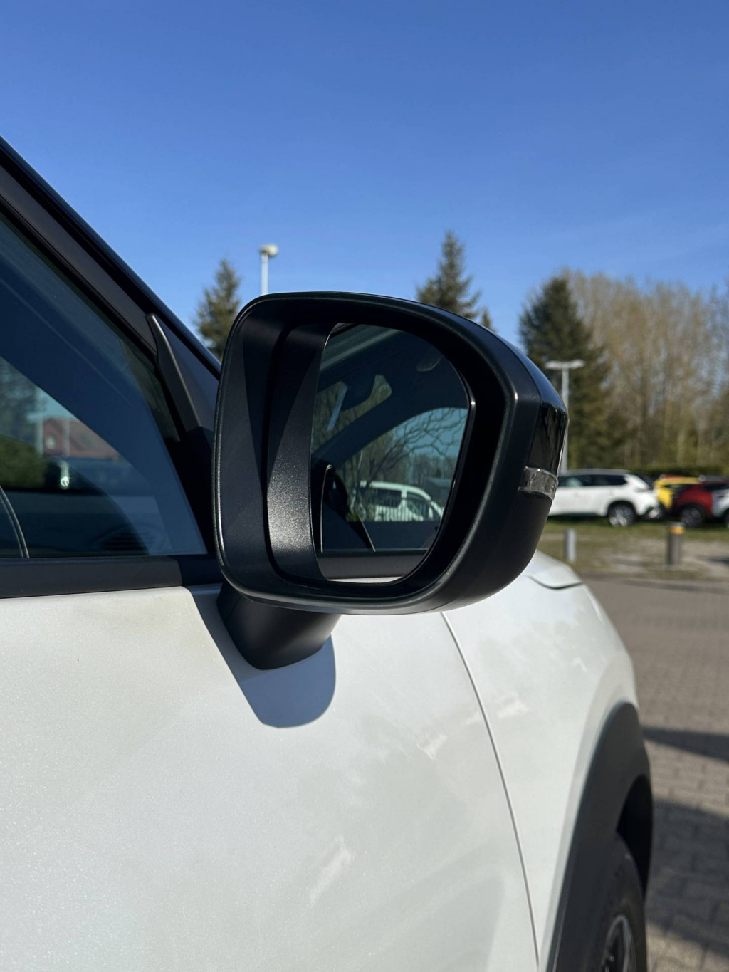 NISSAN Juke 1.0 DIG-T 114 PS 6MT N-CONNECTA WINTER II