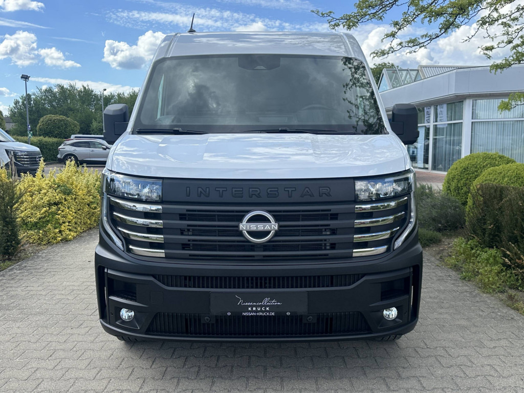 NISSAN Interstar KASTEN L3H2 35 DCI150 FWD MT N-CONNECTA ALLWETTERREIFEN ERSA