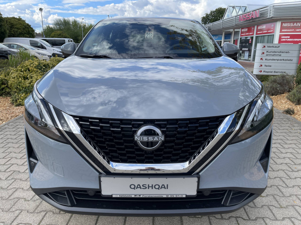 NISSAN Qashqai MY22 1.3 DIG-T MHEV 140 PS MT 4x2 Visia