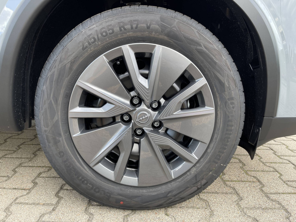 NISSAN Qashqai MY22 1.3 DIG-T MHEV 140 PS MT 4x2 Visia