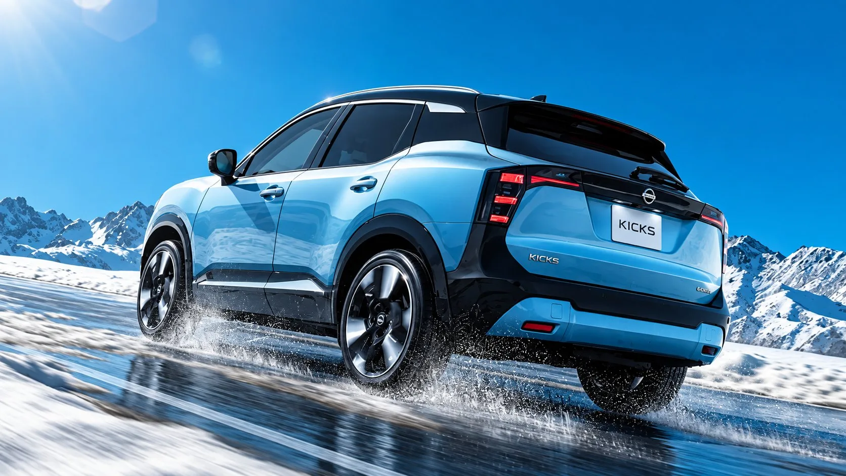 NISSAN KICKS von hinten links auf nasser Straße